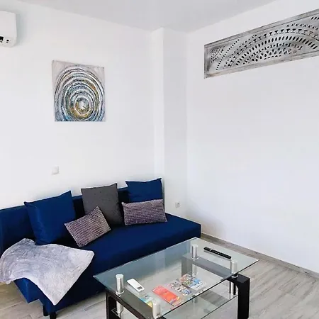 Benal Vibe Apartament *